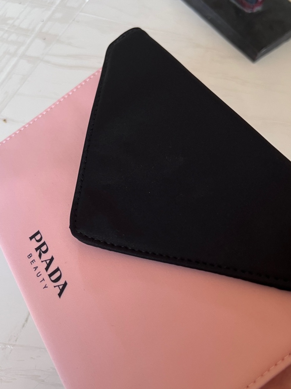 New! Prada Beauty cosmetics bag/ Clutch - Picture 5 of 7